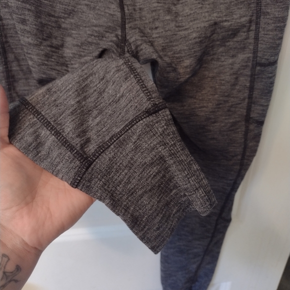 Athleta Grey Excursion Tight Jogger Hybrid Size Medium - Picture 7 of 9